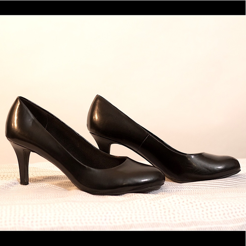 Classic Black Pumps
